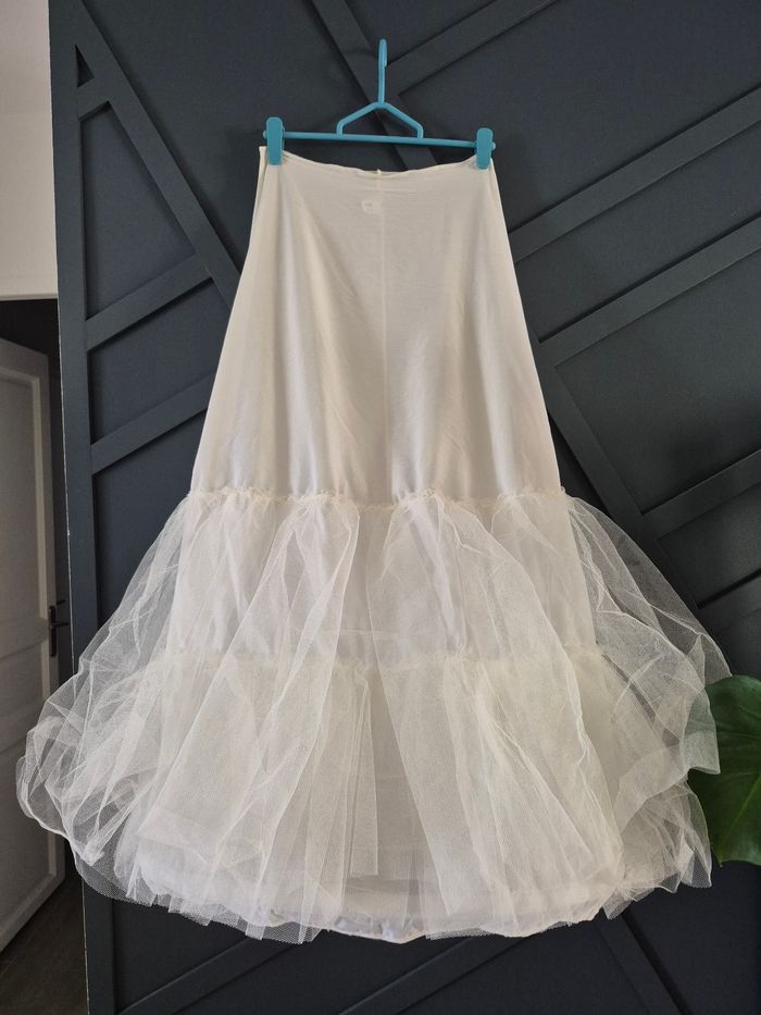 Jupon de mariée avec cerceau