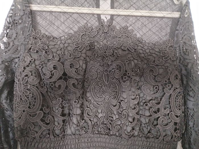 Haut blouse à dentelle noir taille M - photo numéro 4
