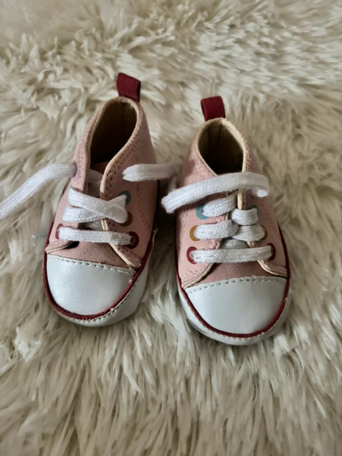 Baskets bébé - photo numéro 2
