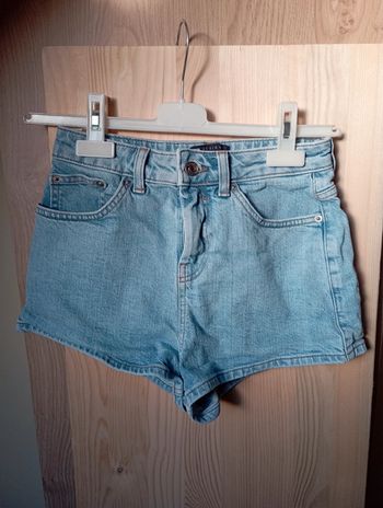 Short en jean clair