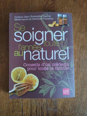 Livre se soigner au naturel toute l'année neuf