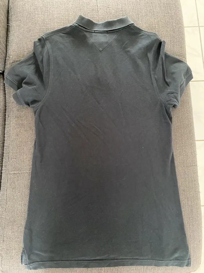 Lot 2 polos Tommy Hilfiger homme taille S Noir & Bleu Marine Très bon état - photo numéro 7