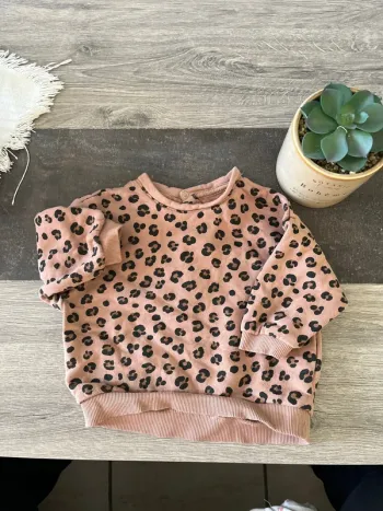 Pull léopard 12 mois