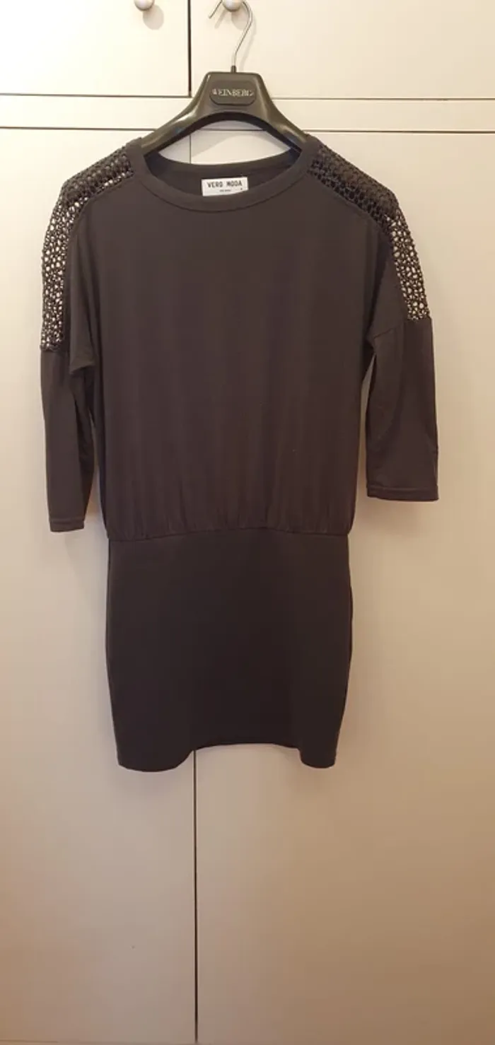 Vero Moda Robe grise