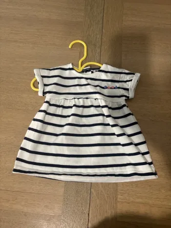 Robe manche courte