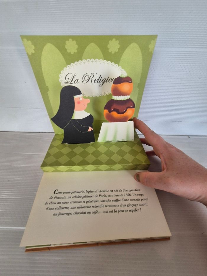 Livre " Le petit théâtre des grands gâteaux " - photo numéro 3