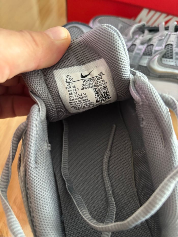 Baskets Nike P6000 Pointure 34 Neuves - photo numéro 5