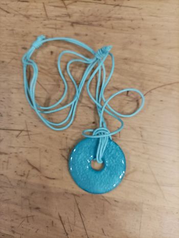 Collier cordelette turquoise