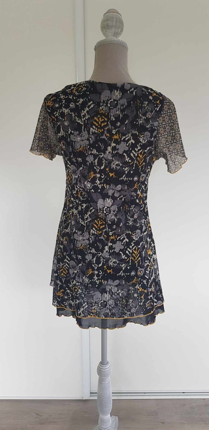 T-shirt / tunique manches courtes - photo numéro 3