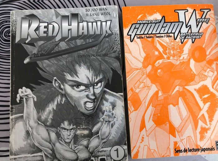 Lot 2 mangas Red Hawk 1 & Gundam Wing Batllefield of Pacifist