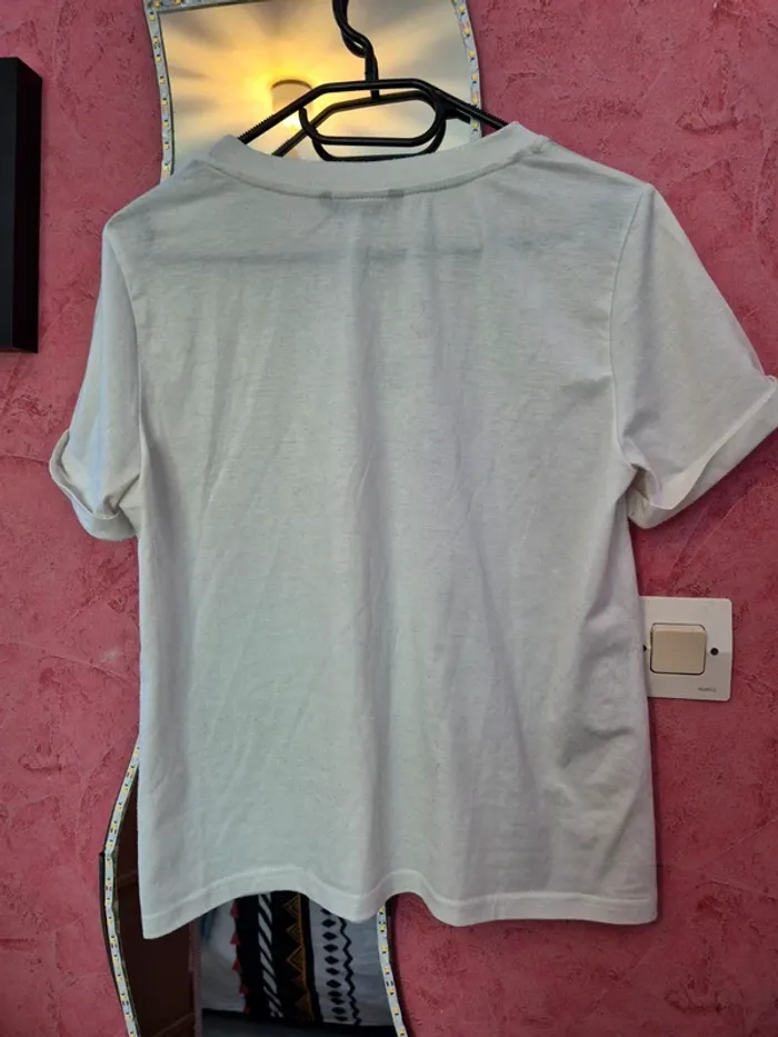 T-shirt blanc à motif Shein - photo numéro 2