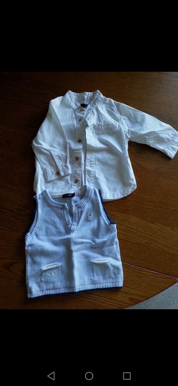 Chemise et pull sans manches 9 mois