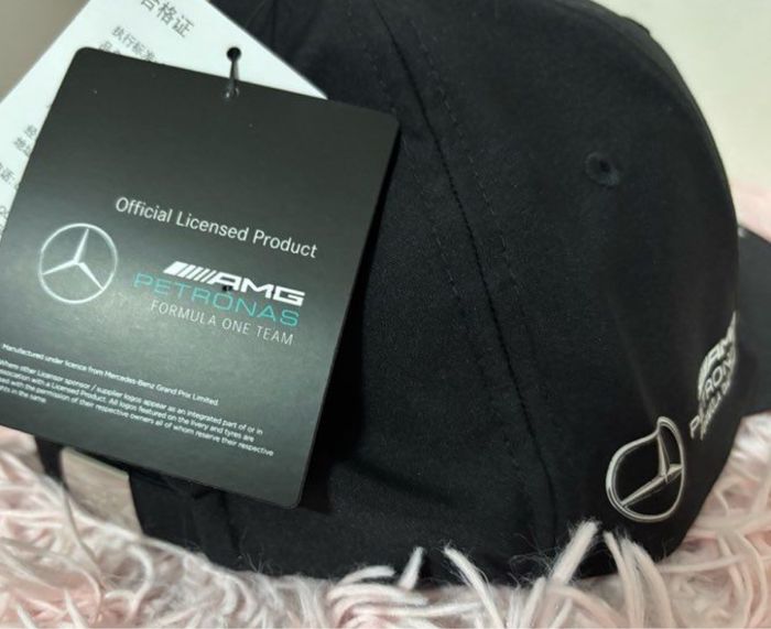 Casquette Mercedes AMG Petronas 63 - photo numéro 3