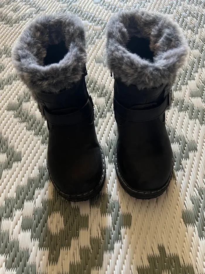 Bottines fille taille 23 - photo numéro 2