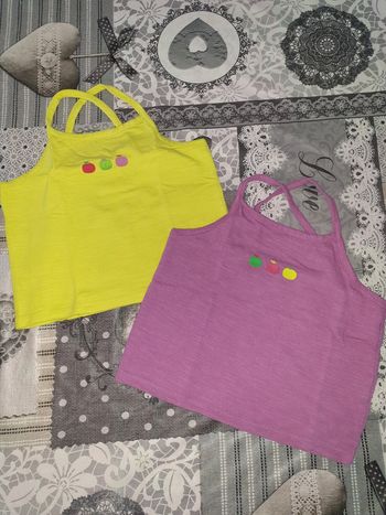 Lot de 2 Débardeurs 18 mois neuf