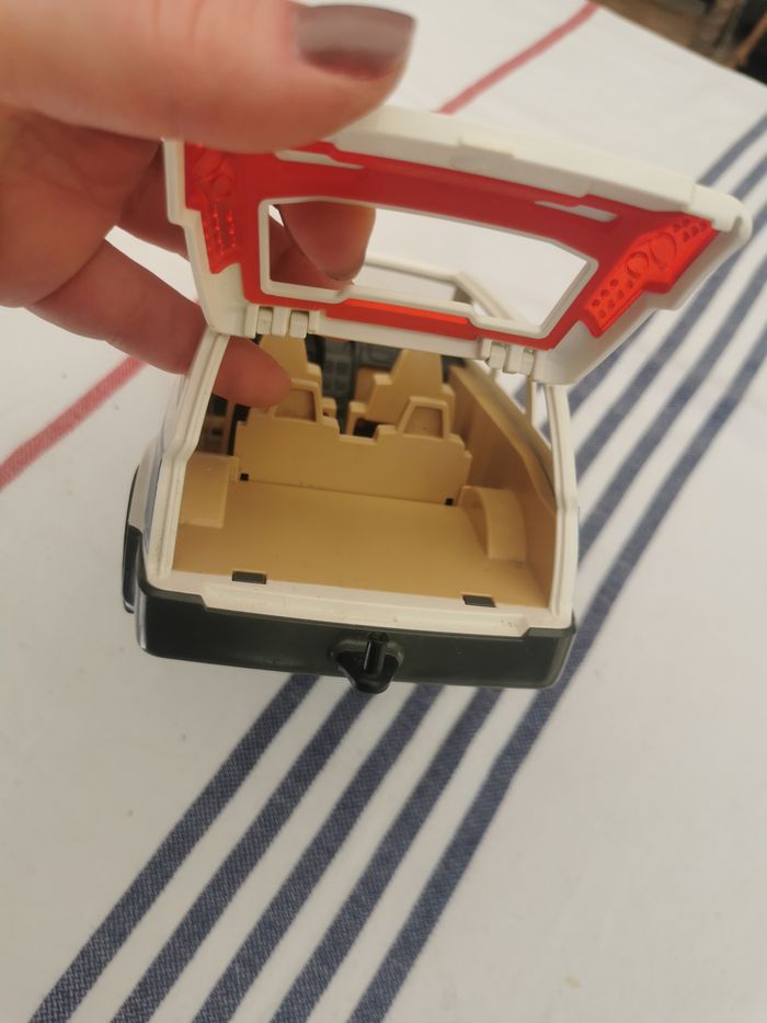 Playmobil city action 6920 Voiture de Police - photo numéro 5