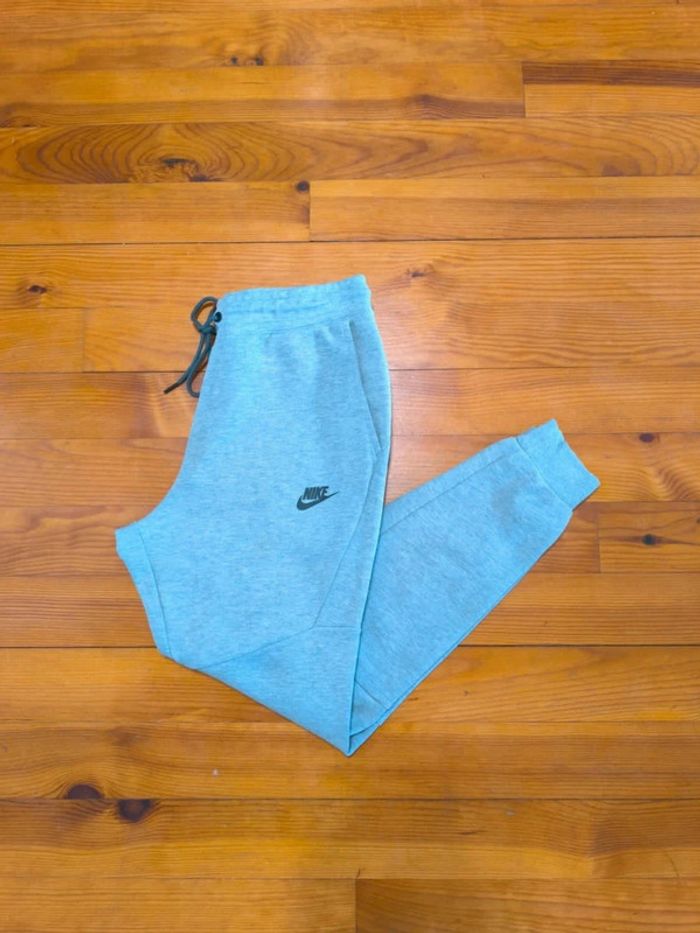 Jogging Nike Tech - Gris - Taille S