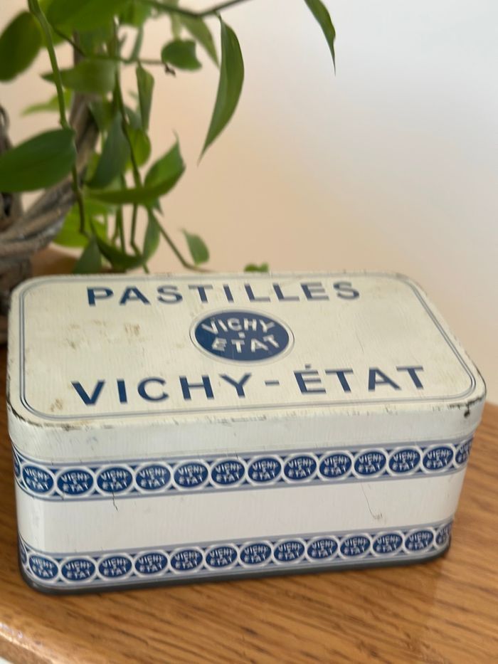 Magnifique boîte métallique Vichy - photo numéro 3