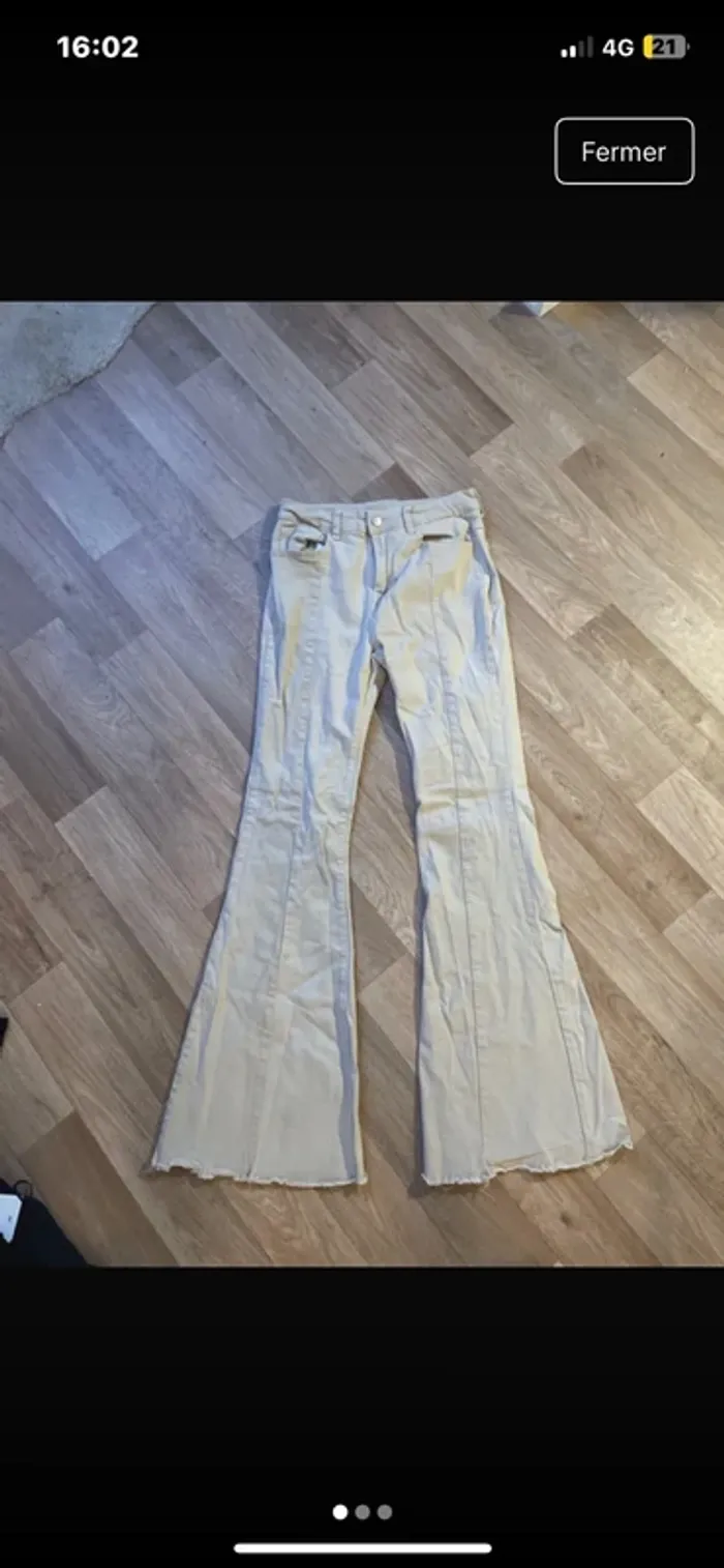 Jean beige flare - photo numéro 3