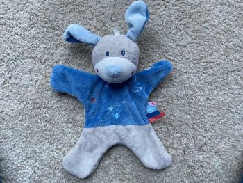 Doudou plat chien gris bleu fusée Sucré d’orge 🌻