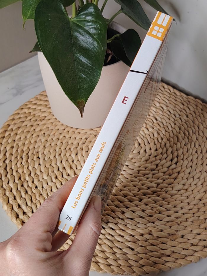 Livre les bons petits plats aux oeufs - photo numéro 2