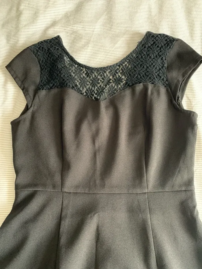 Robe cintrée - photo numéro 2