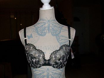 Soutien-gorge Rosy 85 C neuf avec étiquette