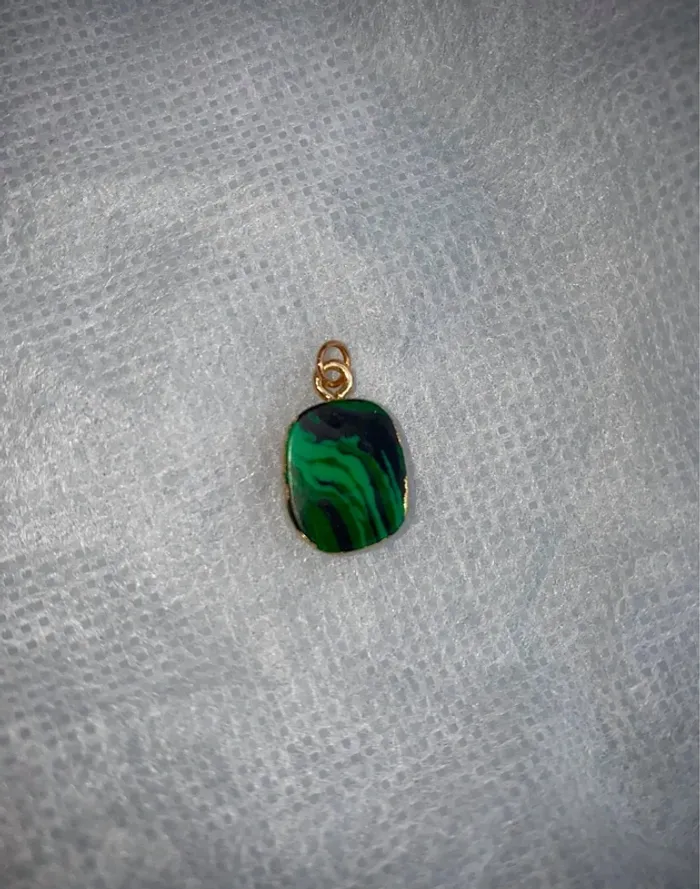Pendentif fantaisie 💚 - photo numéro 2
