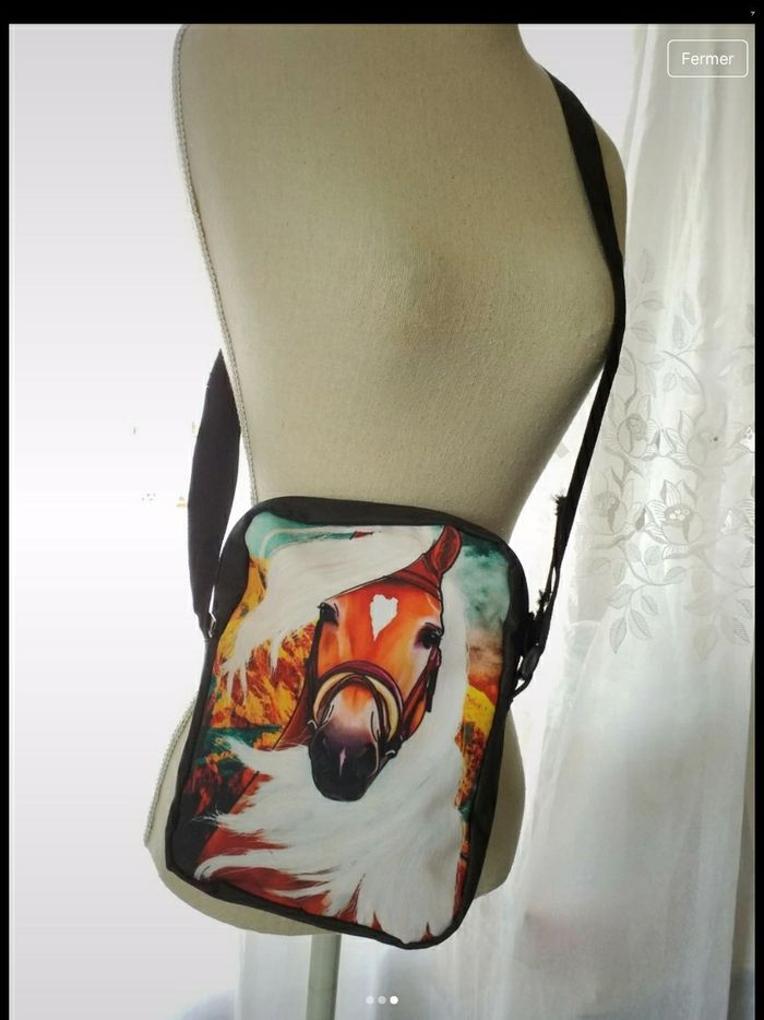 Lot de 3 petit coussin  imprimé 🐎  en cadeau une pochette - photo numéro 3