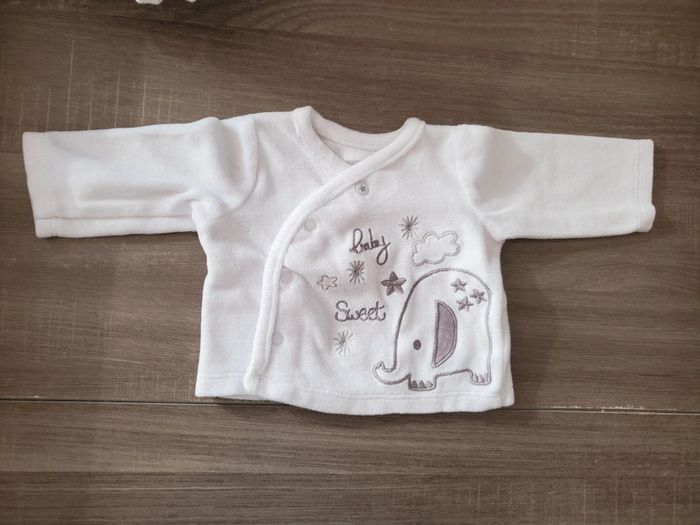 Lot de 3 gilets et 1 manteau bébé 1 mois