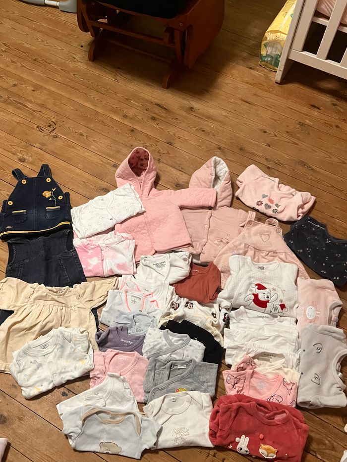 Vêtements de fille - photo numéro 2