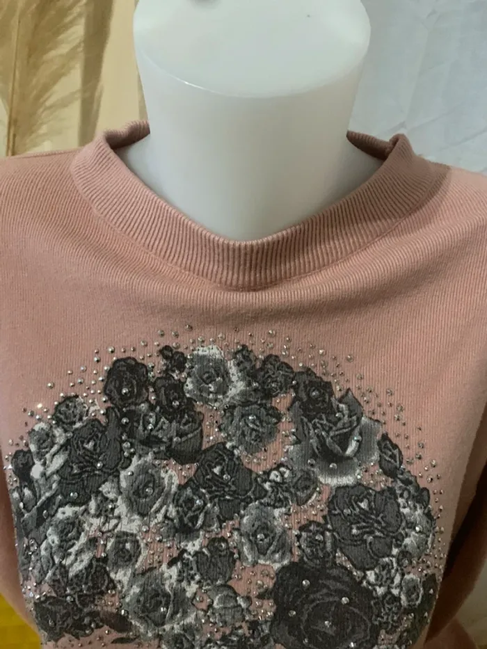 Pull rose Moewy taille 44-46 - photo numéro 5