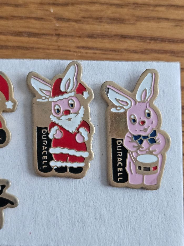 Lot de pin’s Duracell - photo numéro 3