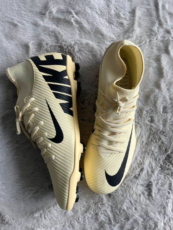 Crampons Nike superfly 9 club beige taille 44 - photo numéro 2