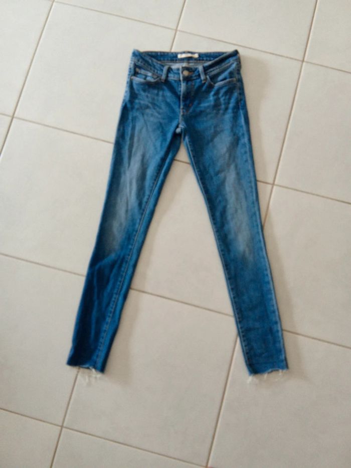 Levi's 711 super skinny W25