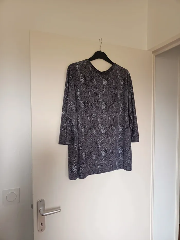 Blouse femme taille XXL neuve - photo numéro 4