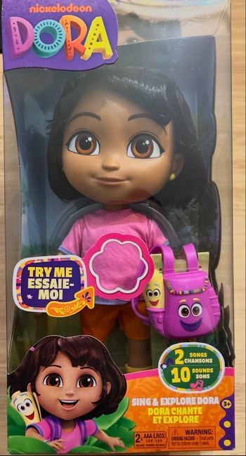 Poupée dora