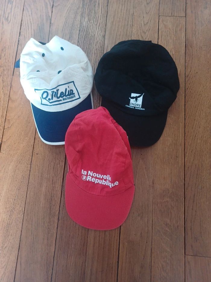 9 casquettes publicitaires - photo numéro 4