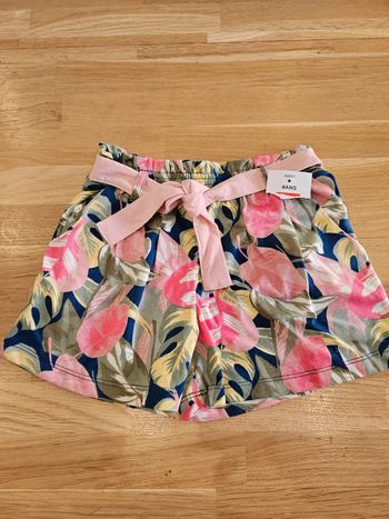 Short fille neuf