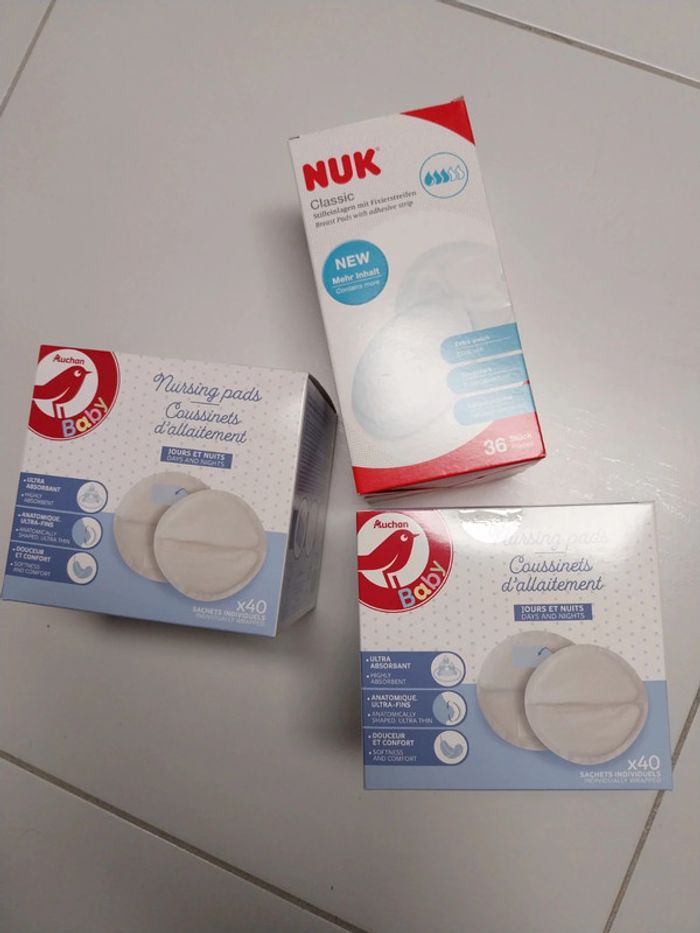 Lot de 3 boîtes de coussinets d'allaitement fermées