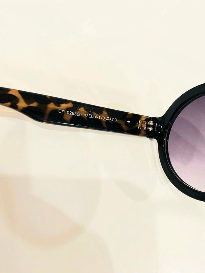 Lunette de soleil mixte ronde noire bras marron léopard uvprotection catégorie 3 - photo numéro 6