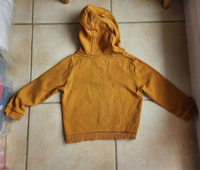 Sweat à Capuche taille 3 ans - photo numéro 3