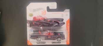 Hot wheels serie id batman