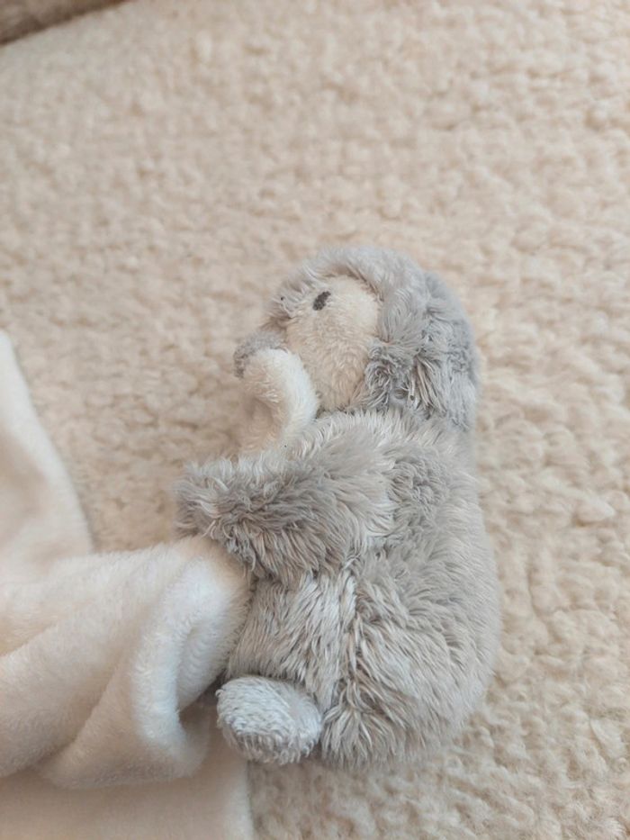 Little white company - doudou  mouchoir pingouin 🐧 - photo numéro 3