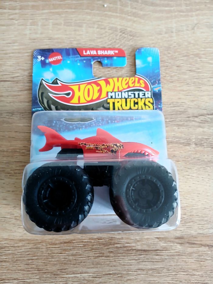 Lot de 6 Hot Wheels Monster Trucks 1:70 - photo numéro 2