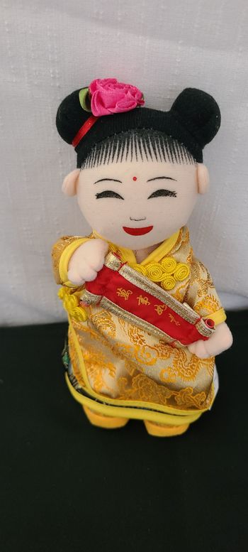poupée asiatique , oriental