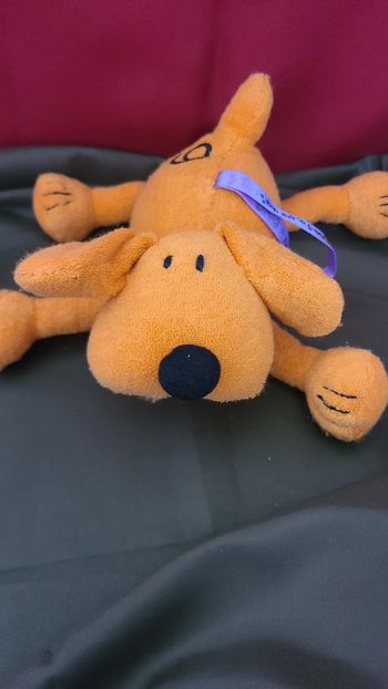 doudou peluche chien orange bang on the door -