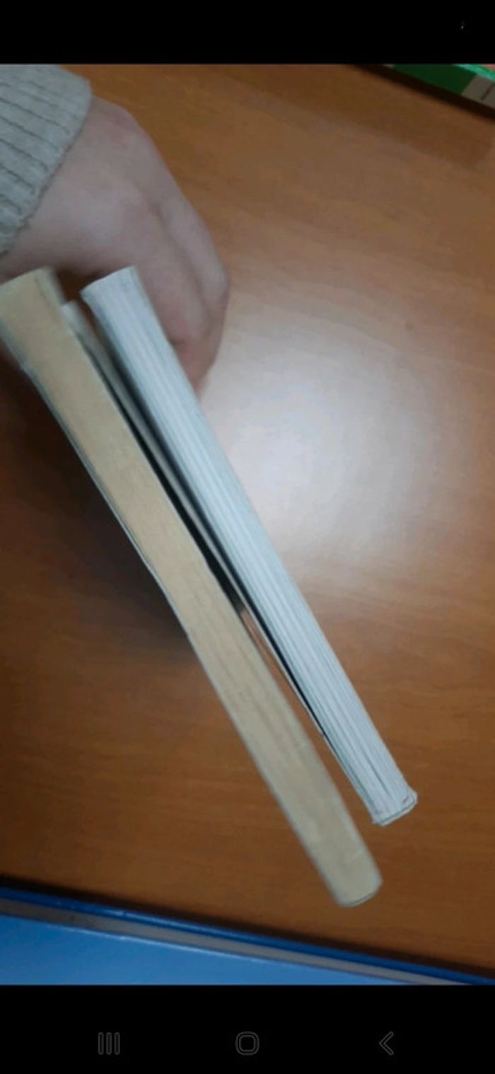 Ben 10 2
Et l'arbre a souhaits de William faulkner - photo numéro 6