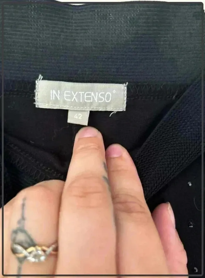 Jupe a strass taille 42 marque in extenso - photo numéro 3