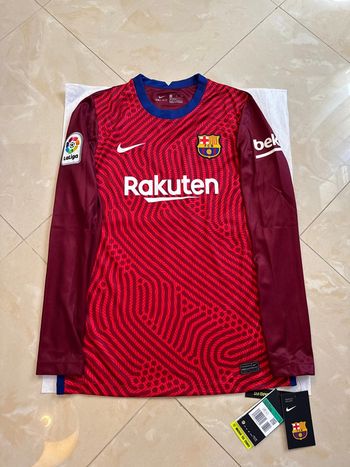Maillot de foot Nike équipe FC Barcelone taille 13/15 ans authentique neuf